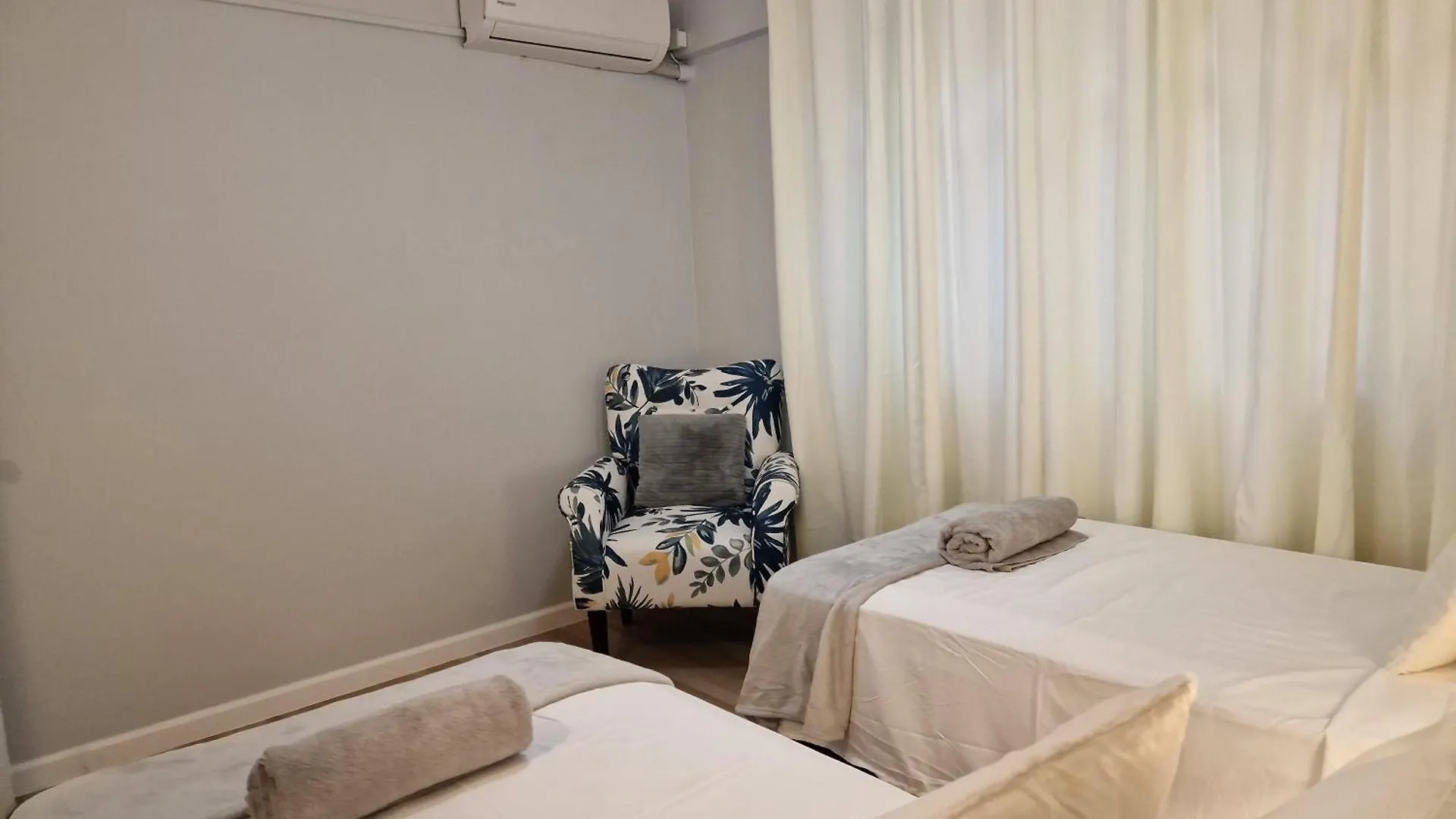 2 Bed, Parking, Gated, Modern Apartment Saint Augustine